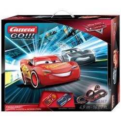 Disney/Pixar Cars 3 - Finish First! - Lightning McQueen vs Jackson Storm - 4,9 m - CRR20062418