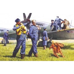1/48 RAF Pilots and Ground Personnel (1939-1945) (7 figures - 3 pilots, 3 mechanics, 1 WREN member, and dog figure) - ICM48081