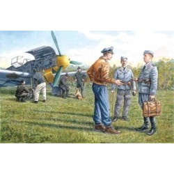1/48 German Luftwaffe Ground Personnel (1939-1945) (7 figures - staff officer, 2 pilots, 4 mechanics, and dog figure) - ICM48085
