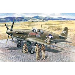 1/48 Mustang P-51B with USAAF Pilots and Ground Personnel - ICM48125