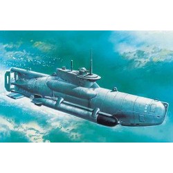 1/350 U-Boat Type XXVIIB Seehund (late), WWII German Midget Submarine - ICMS.007