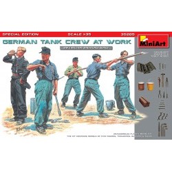 1/35 German Tank Crew at Work Special Edition - MNA35285