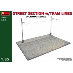 1/35 Street Section w/Tram Line - MNA36040