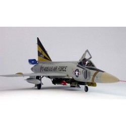 1:48 F-102A DELTA DAGGER - MON15869