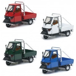 1/18 4 Assorted Colours : Piaggio Ape Cross 50 (A or B or C or D) - NRA68035I