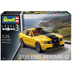 1/25 2010 Ford Mustang GT - REV07046