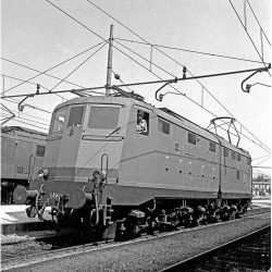 FS, Locomotiva Elettrica E 645 002 I serie, livrea castano/isabella, pantografi tipo 42U,epoca III-IV - DCC Sound - RIVHR2741S