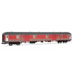 Luggage coach X type ?70T in MDVE livery (Country IT) - RIVHR4247
