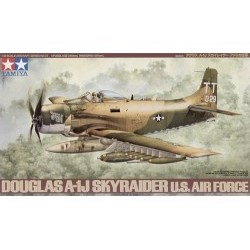 1/48 Douglas A-1J Skyraider U.S. Air Force - TAM61073