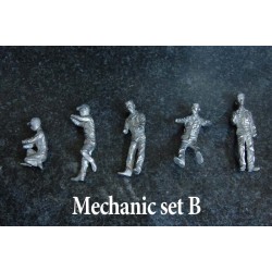 1/43 Mechanics set B